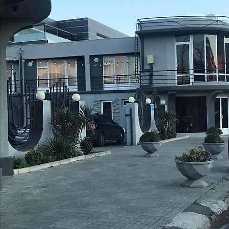 Hotel Era Tbiliszi Kültér fotó