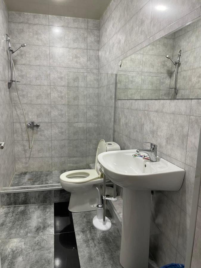 Hotel Era Tbiliszi Kültér fotó
