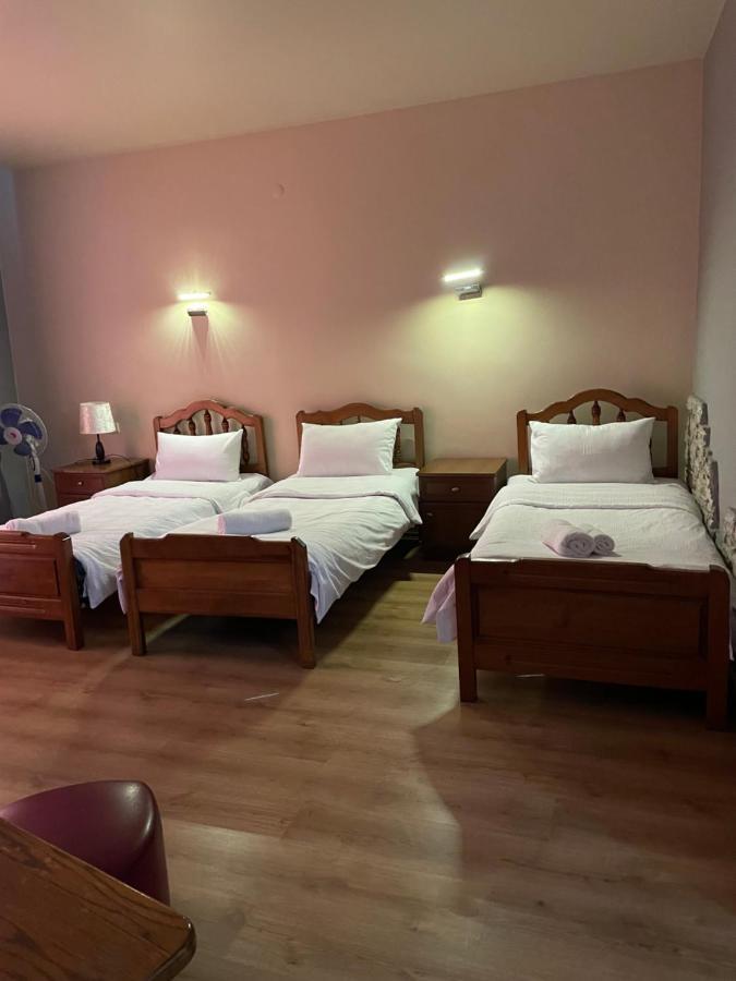 Hotel Era Tbiliszi Kültér fotó