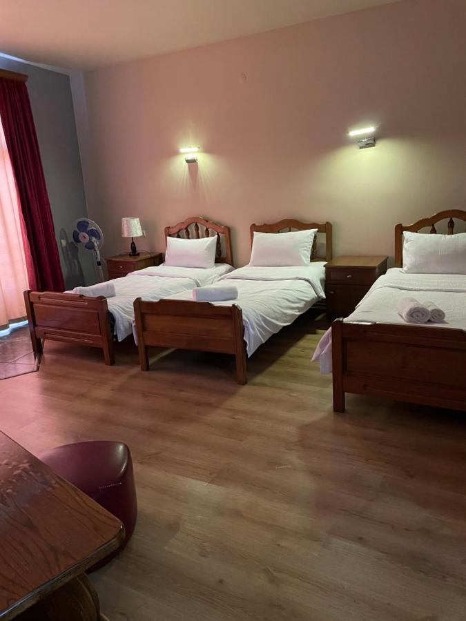 Hotel Era Tbiliszi Kültér fotó