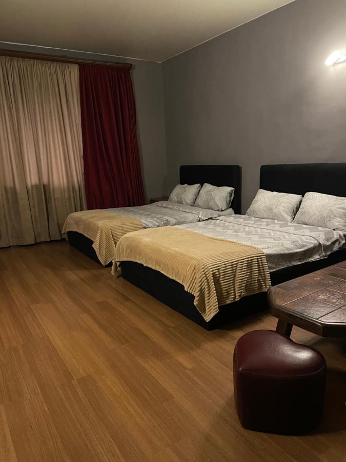 Hotel Era Tbiliszi Kültér fotó